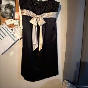 Jones New York Strapless Black and Cream Dress